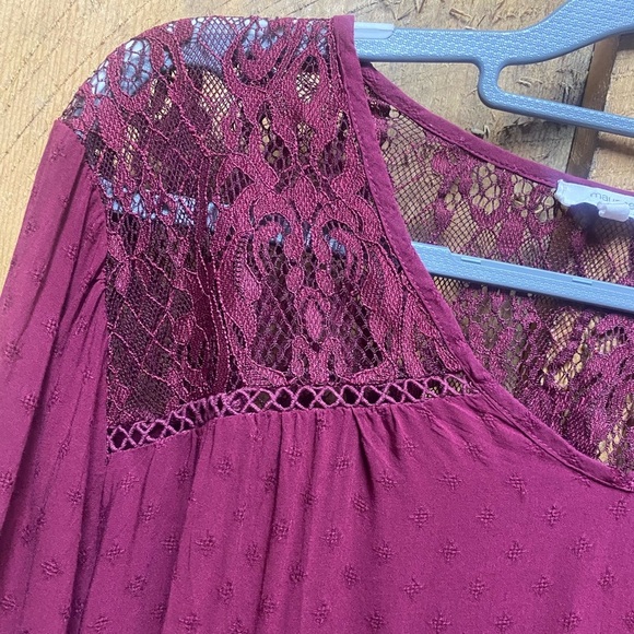 Maurices Burgundy Lace Yoke Long Sleeve Peasant Blouse Size 2 - Picture 3 of 9